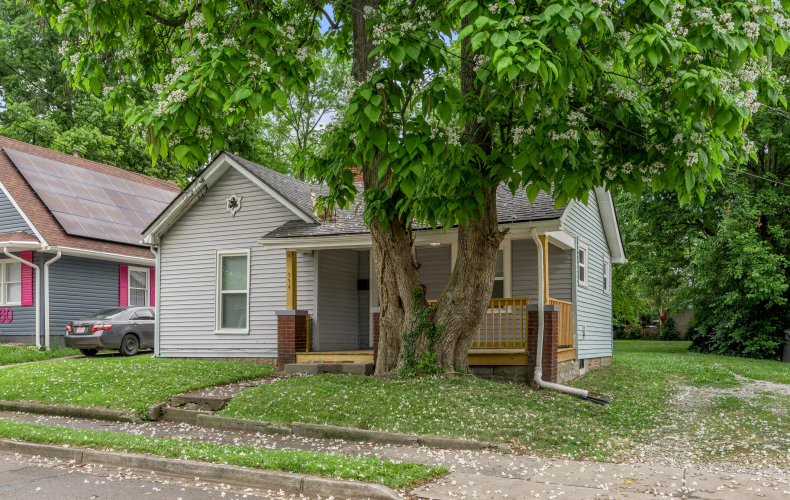 Listing Image 2