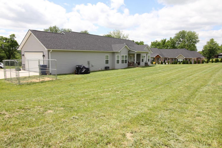 Listing Image 28