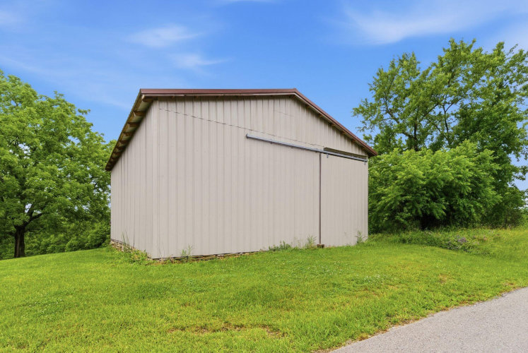 Listing Image 50