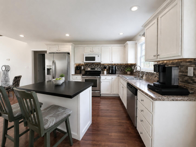 Listing Image 6