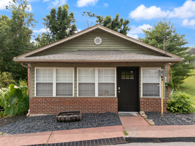 Listing Image 52