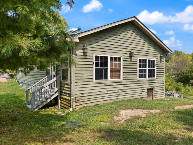 Listing Image 63