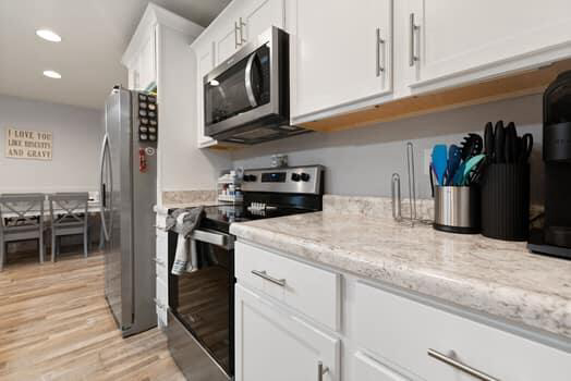 Listing Image 13