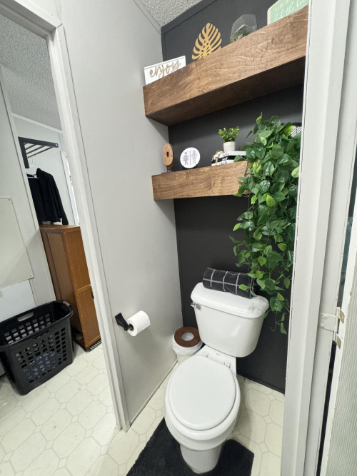 Listing Image 16