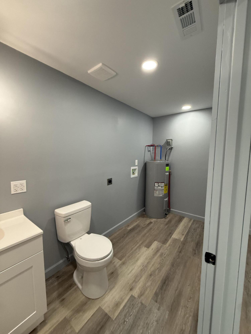 Listing Image 19