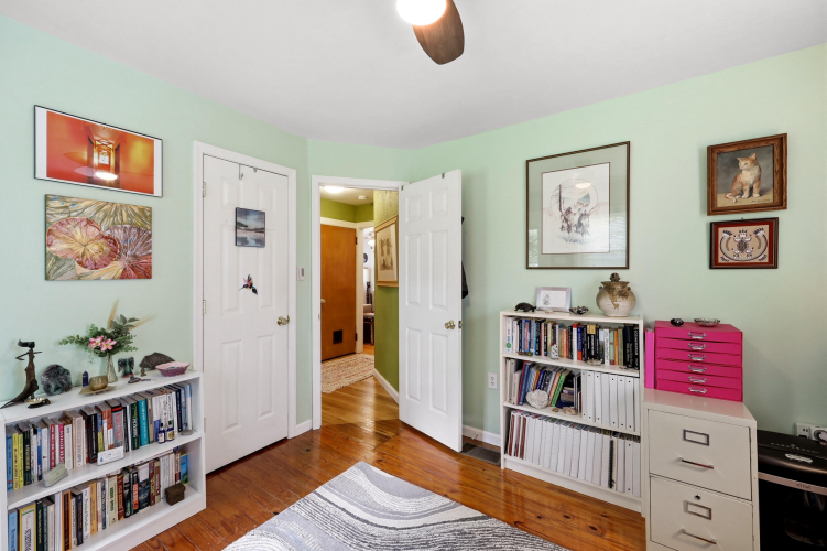 Listing Image 18