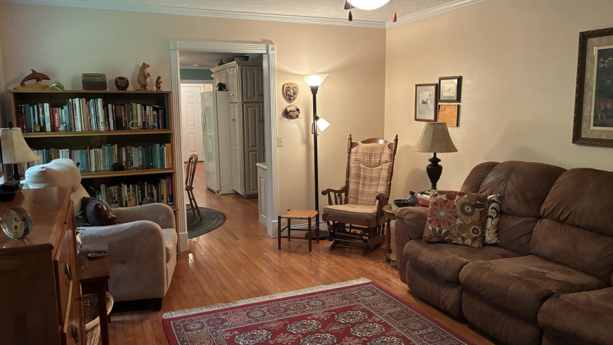Listing Image 20