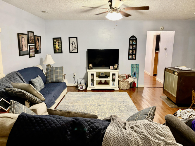 Listing Image 71