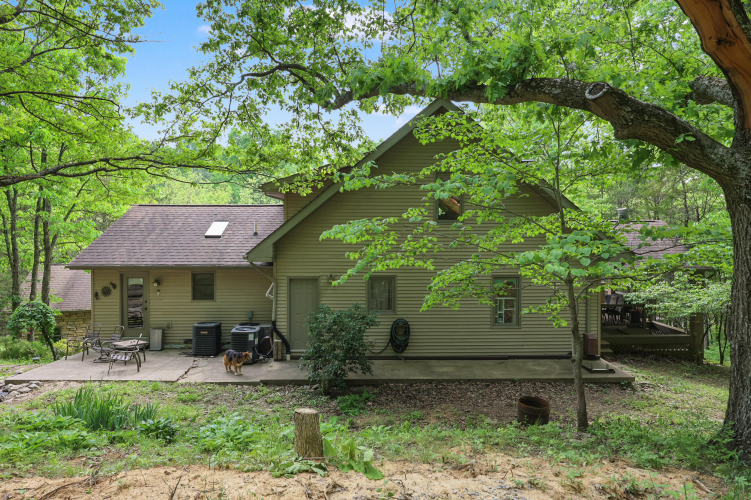 Listing Image 52