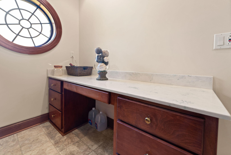 Listing Image 111
