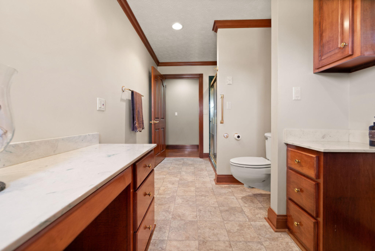 Listing Image 113