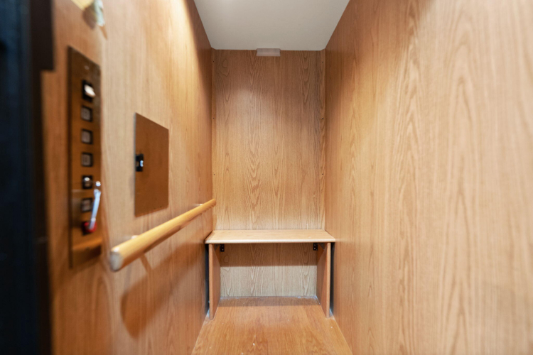 Listing Image 114