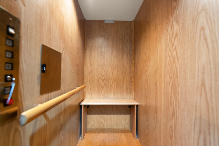 Listing Image 115