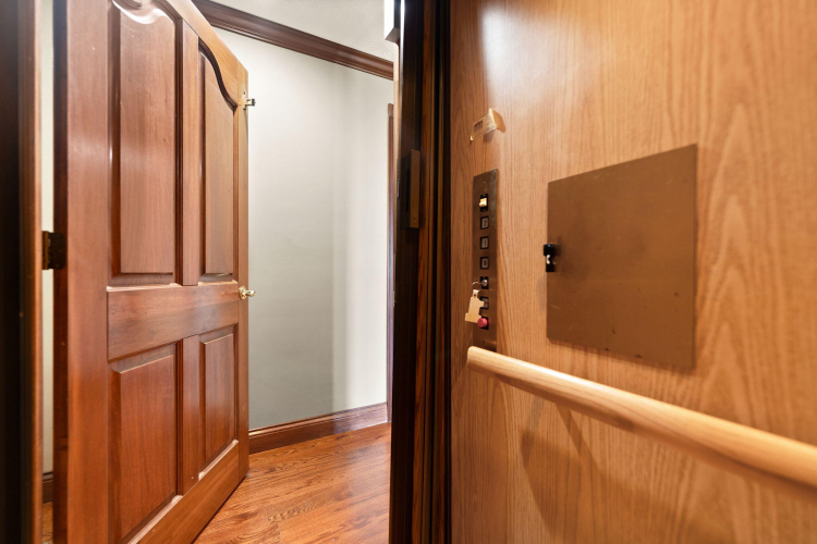 Listing Image 116