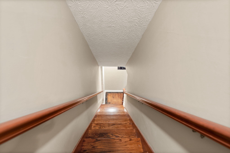 Listing Image 117