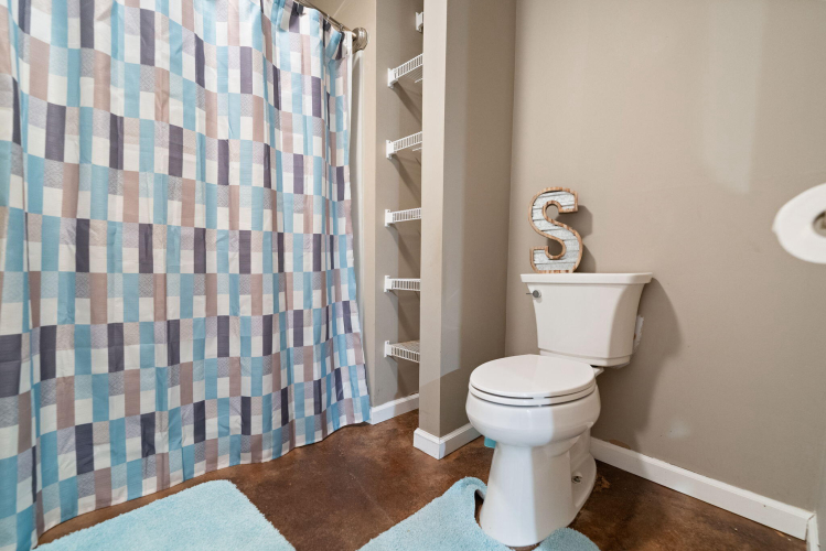 Listing Image 131