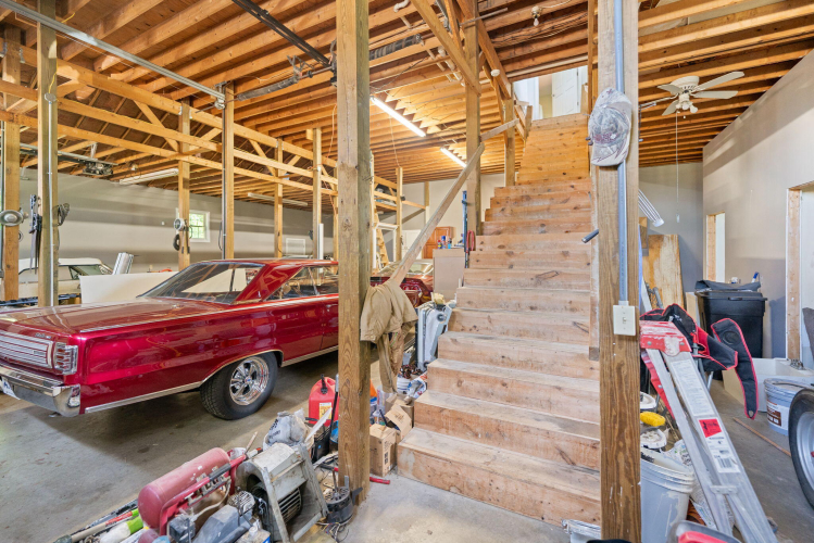 Listing Image 156