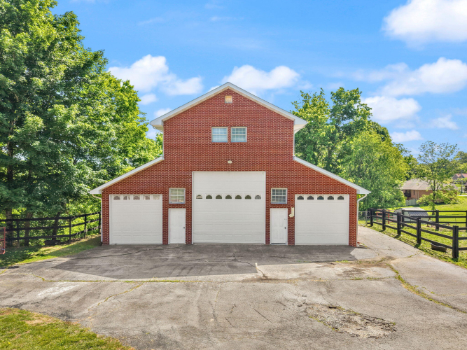 Listing Image 198
