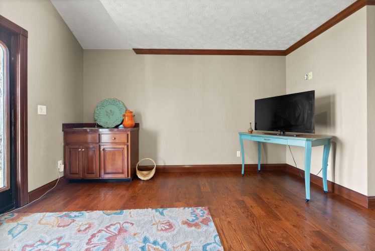 Listing Image 69