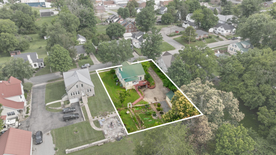 Listing Image 4