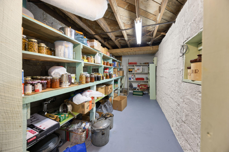 Listing Image 32