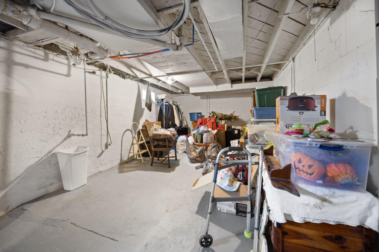 Listing Image 37