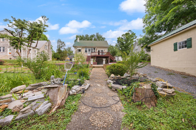 Listing Image 52