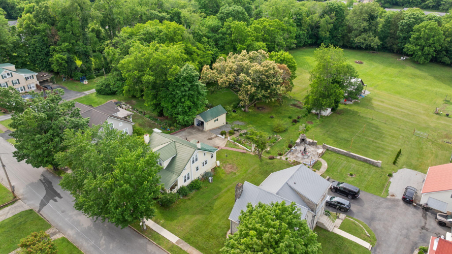 Listing Image 70