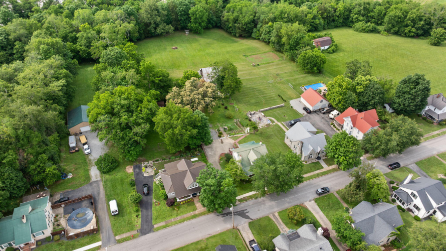 Listing Image 79