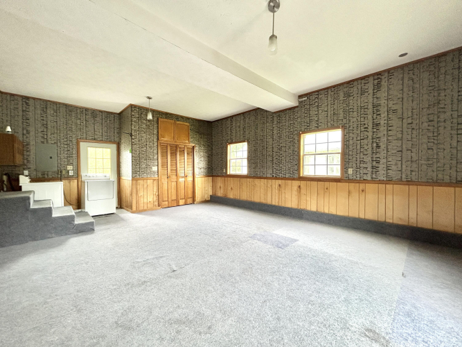 Listing Image 32