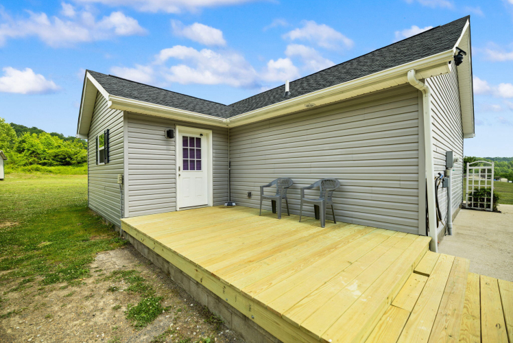 Listing Image 11