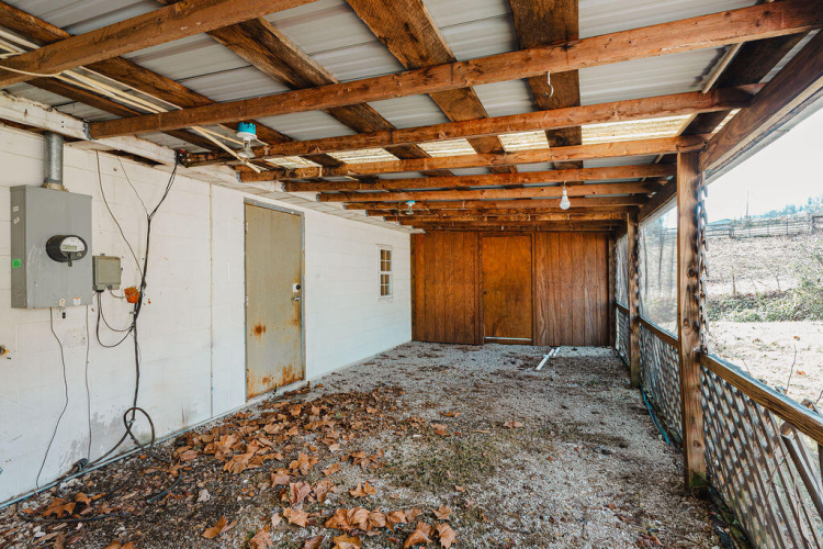 Listing Image 32