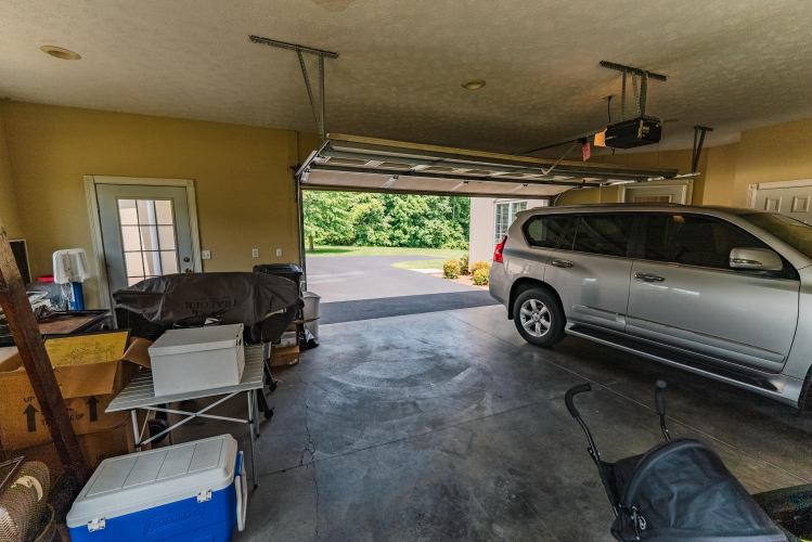 Listing Image 104