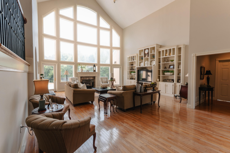 Listing Image 12