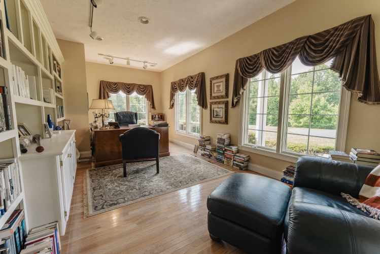 Listing Image 23
