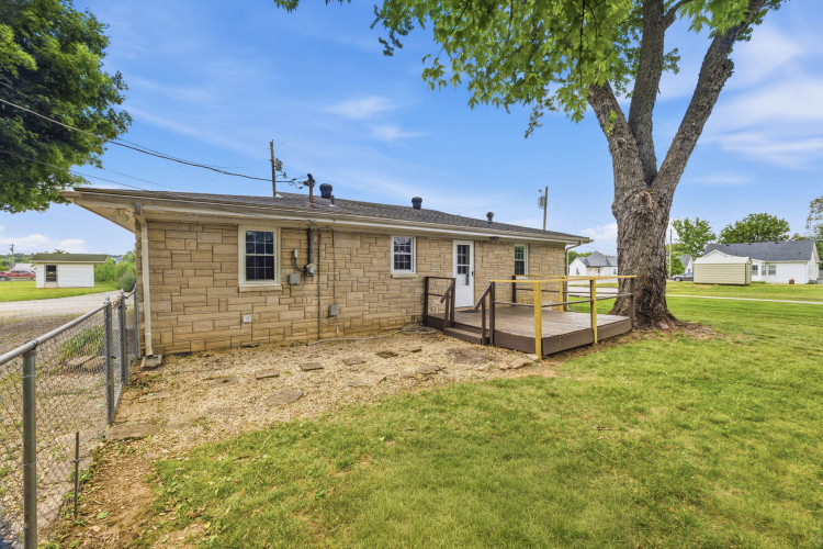 Listing Image 19