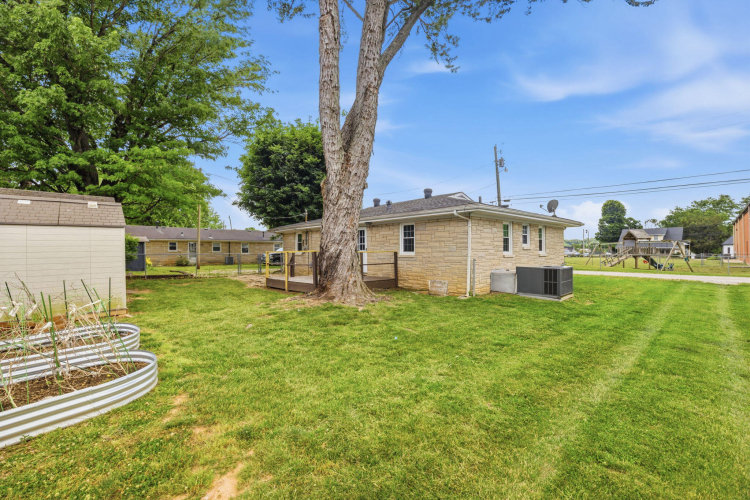 Listing Image 21