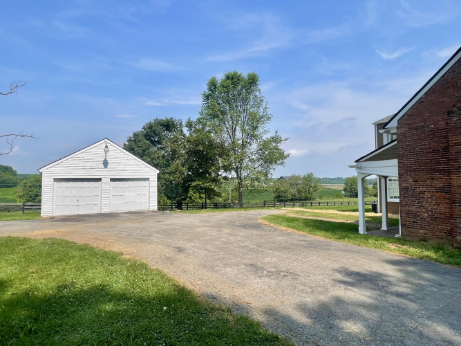 Listing Image 31