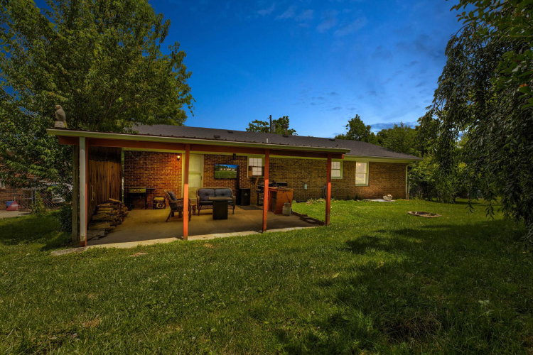 Listing Image 21