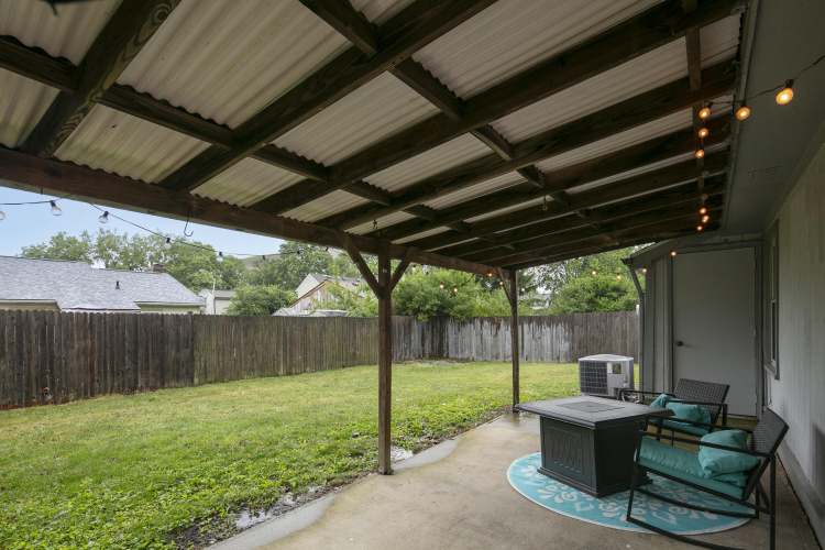 Listing Image 20