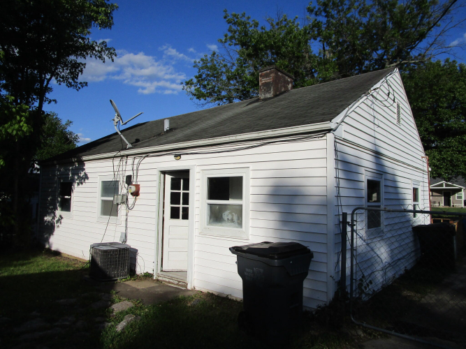Listing Image 18