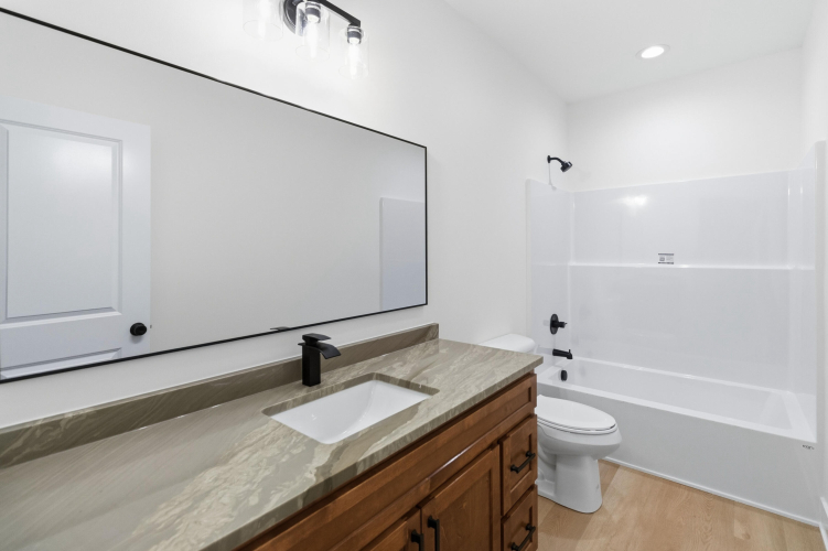Listing Image 55