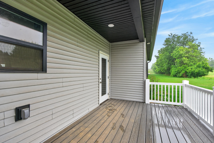 Listing Image 24
