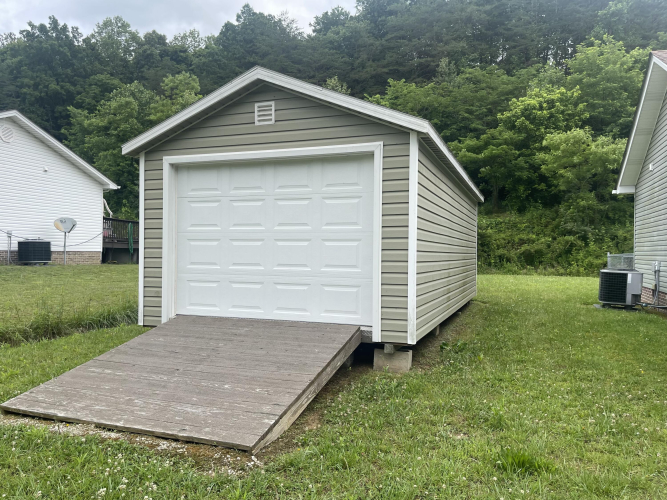Listing Image 19