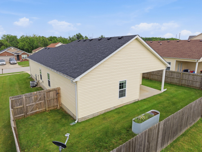 Listing Image 28