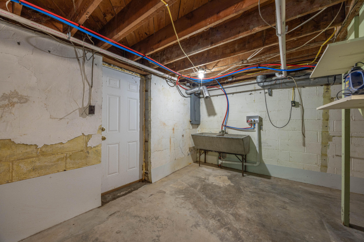 Listing Image 39