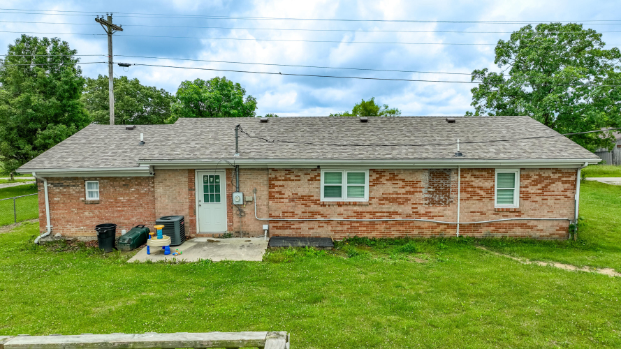 Listing Image 33