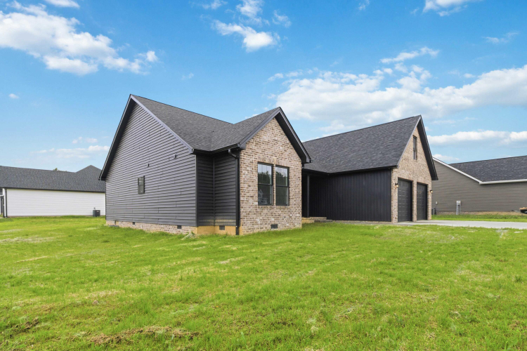 Listing Image 33