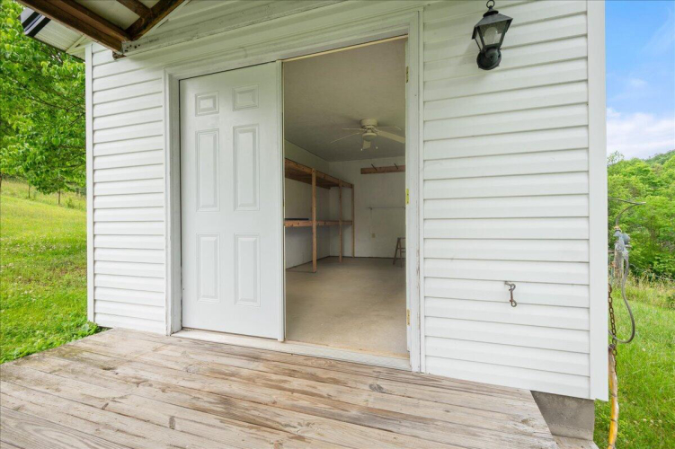 Listing Image 46