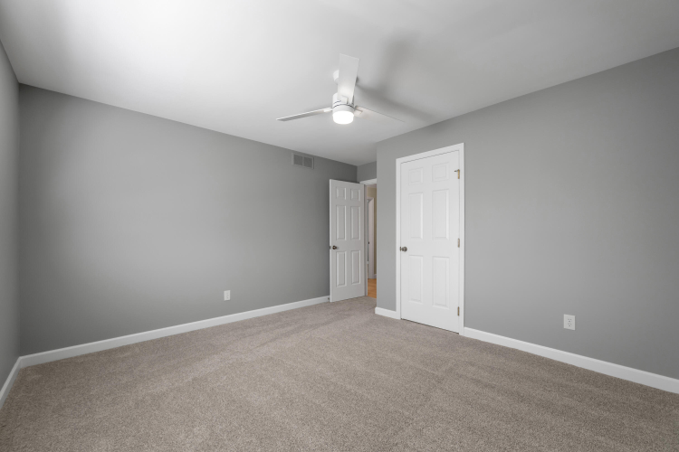 Listing Image 45